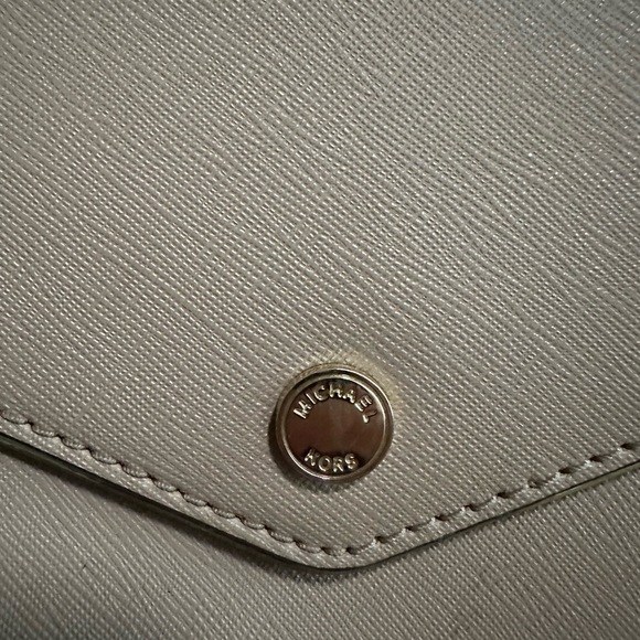 Michael Kors Tote - Picture 4 of 7
